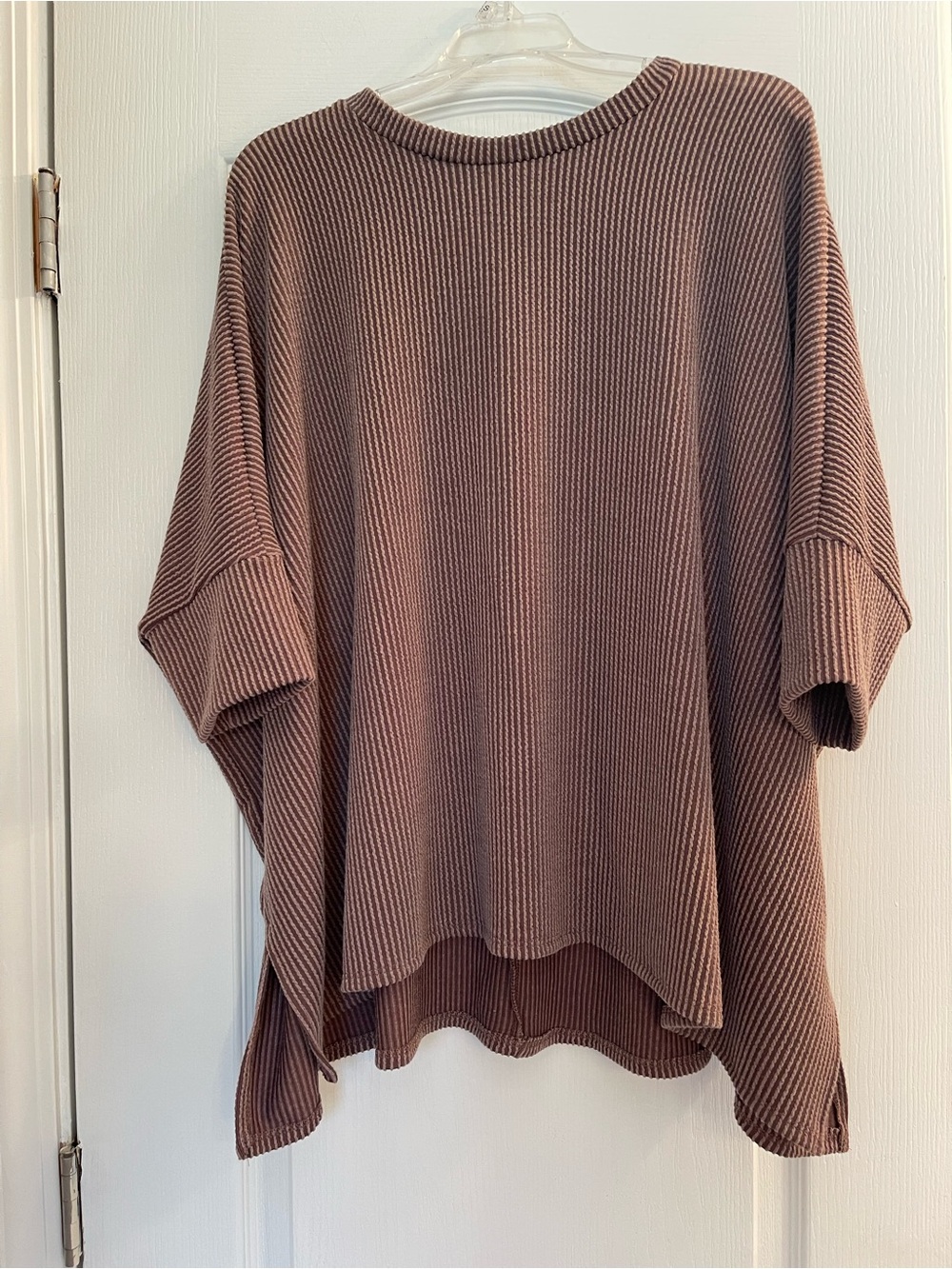 Discount Divas Relaxed Rib-Knit Tunic Top